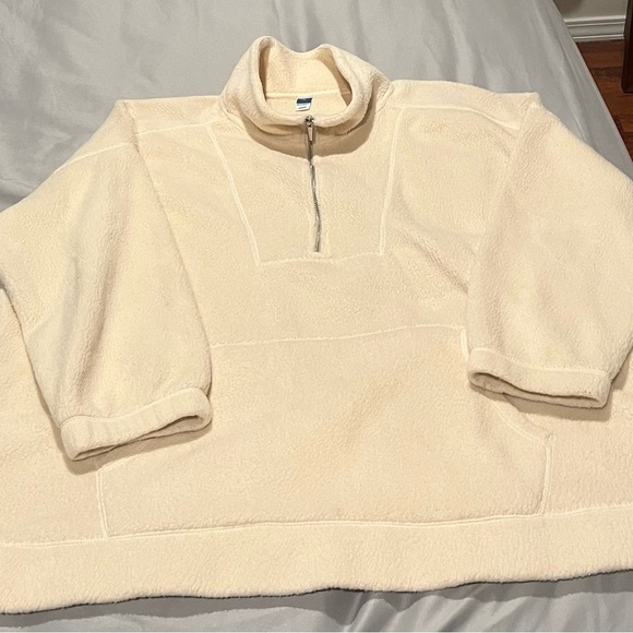 Old Navy Other - Old Navy Cream Fleece Quarter-Zip​